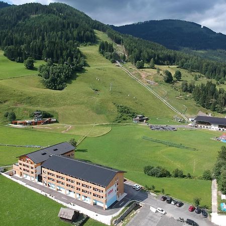 Cooee Alpin Hotel Bad Kleinkirchheim Exterior photo