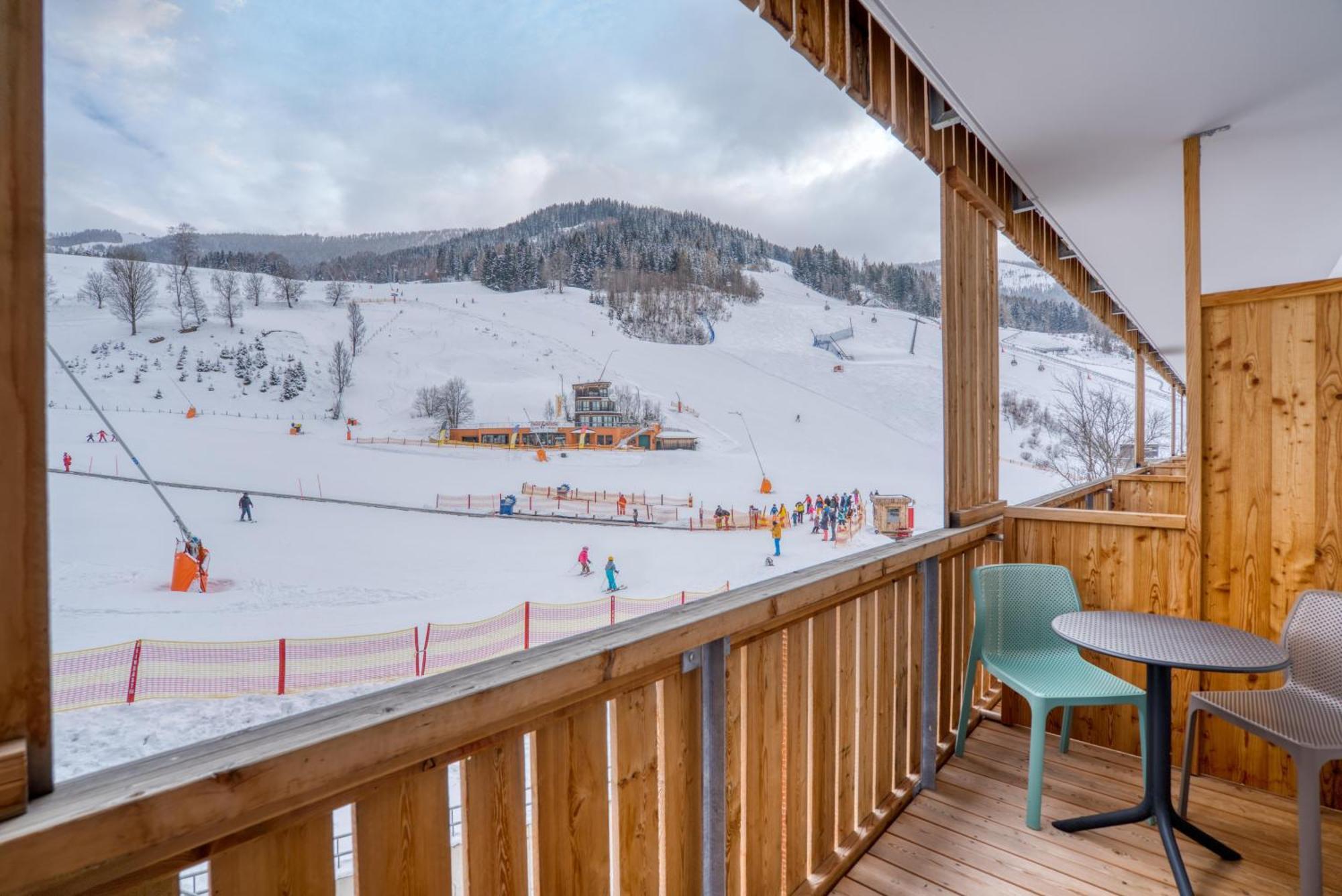 Cooee Alpin Hotel Bad Kleinkirchheim Exterior photo